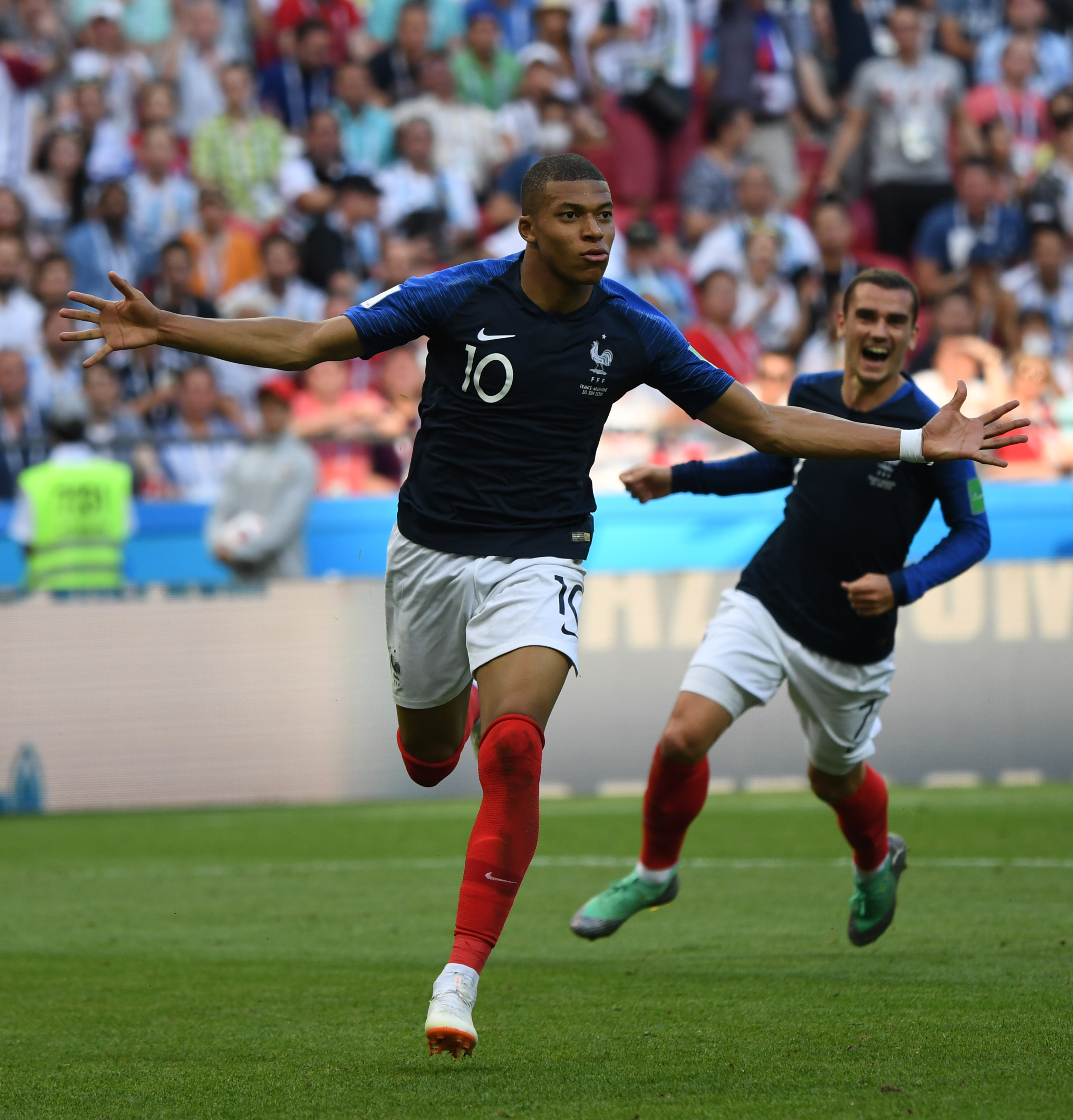 犯规如麻！青岛vs广厦三节累计36次犯规&51次罚球