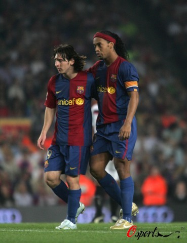 塔：我并不觉得阿森纳比我们强多少，想和他们再踢一场（塔：不觉得阿森纳比我们强太多，期待与他们再战）