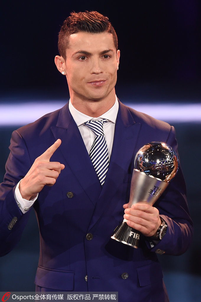 身价高达7000万！名记：利物浦关注巴尔科拉，后者续约不顺（记者：利物浦盯上巴尔科拉，续约受阻，身价约7000万）