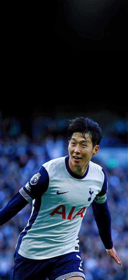 卫报：巴萨将凯恩视为取代莱万的首选目标，很可能激活违约金