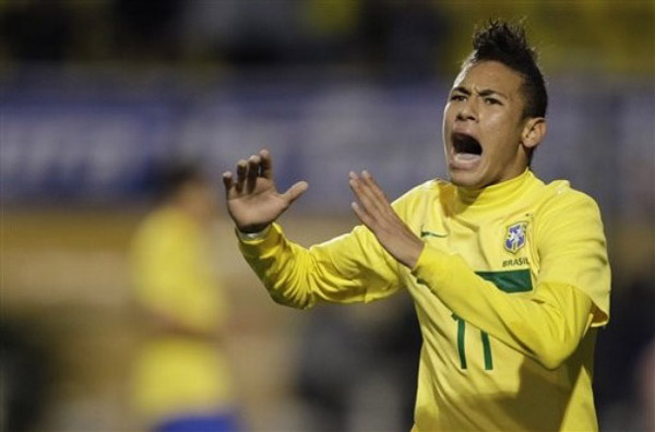 里程碑，安德烈亚-坎比亚索迎来尤文生涯第100次出场