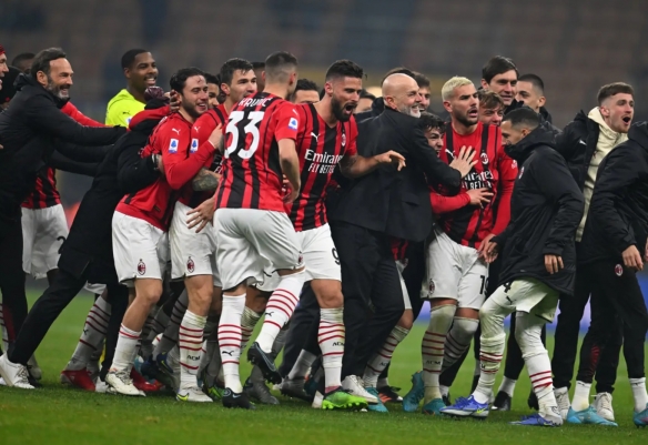 美记：字母哥24年曾遭遇相似伤病，导致错过季后赛