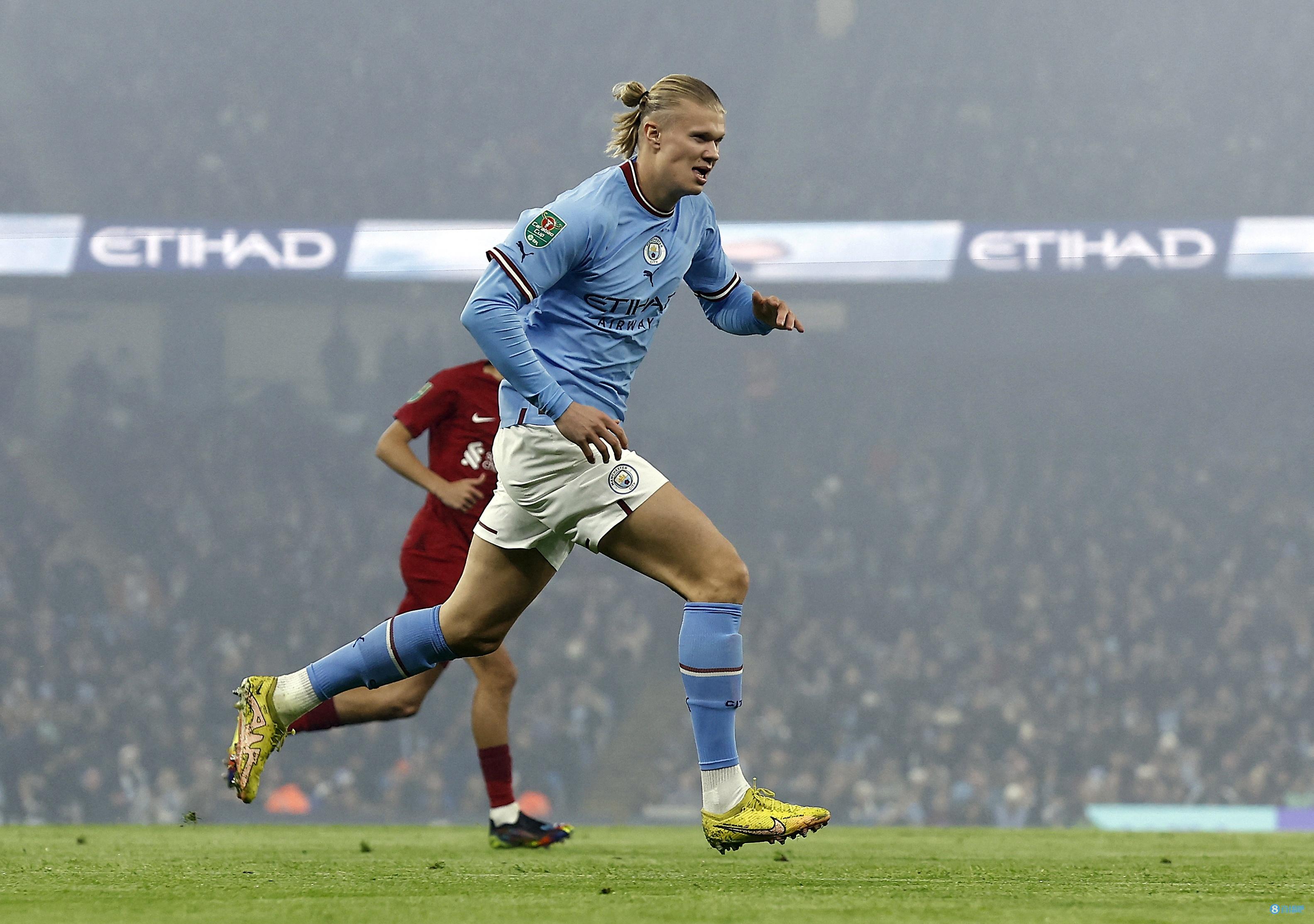 C罗主动把点球机会让给马内，一个举动彻底粉碎自私的质疑