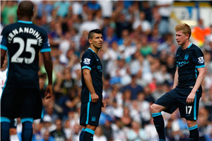 英媒：桑德兰向贡多齐报价2500万欧元，并密切关注小贝林