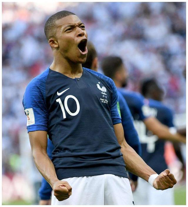 尤文官方：鲁加尼右腿比目鱼肌轻度损伤；据悉至少缺阵20天