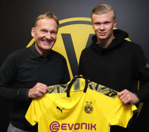 印媒披露梅西印度行赚走8.9亿卢比，折合人民币7000万（印媒称梅西印度之行进账8.9亿卢比，约合人民币7000万元）