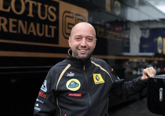 范加尔：如果阿贾克斯听我的，他们将在两三年内恢复正常（范加尔：若阿贾克斯采纳我的建议，两三年内就能重回正轨）