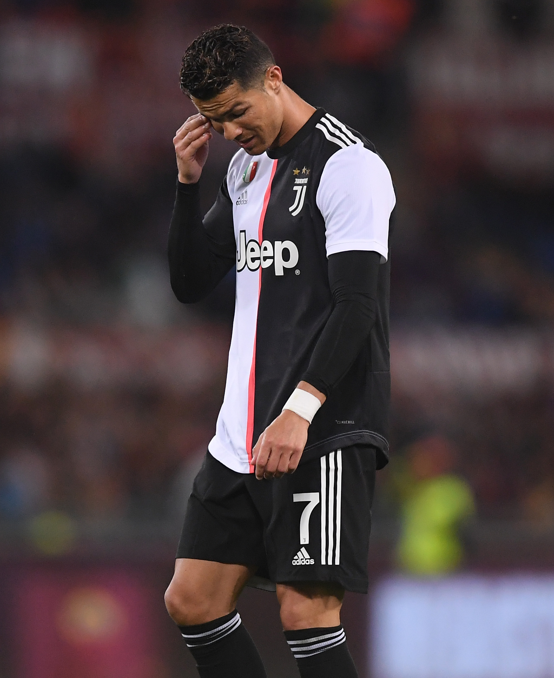 霍姆格伦单场20+命中率联盟第三，雷霆轻取太阳晋级杯赛四强