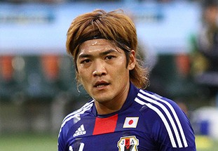 随着莱比锡爆大冷门1-3落败，德甲最新积分榜出炉：拜仁领先8分（莱比锡1-3冷负，德甲积分榜更新：拜仁领先8分）