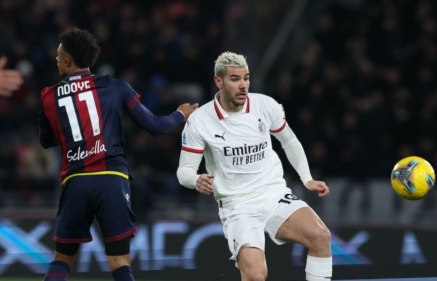 英媒：摩洛哥不让马兹拉维踢上轮英超，曼联对此感到愤怒（英媒曝：摩洛哥阻止马兹拉维参加上轮英超，曼联大为不满）